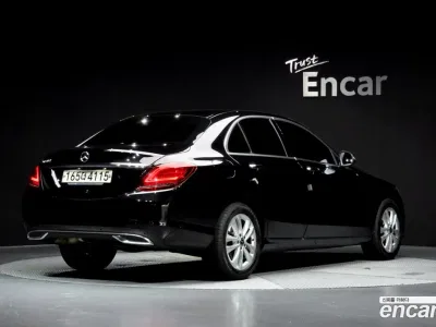 2020 Mercedes-Benz C-Class C200 Avantgarde, фото 1, лот 10041863