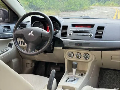 2011 Mitsubishi Lancer EX Fashion Edition 1.8L CVT Comfort, фото 4, лот 11568218