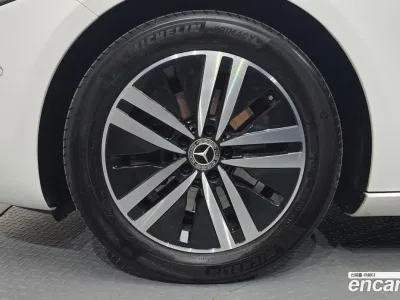 2021 Mercedes-Benz A-Class A220 Sedan, фото 4, лот 10162220