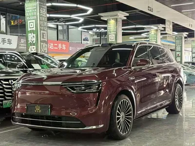2025 AITO Wenjie AITO M8 Model Extended Range Ultra Edition 53.4kWh 5-Seater, фото 1, лот 10277636