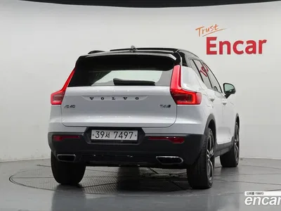 2019 Volvo XC40 T4 R-Design, фото 4, лот 10123611