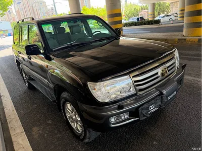 2005 Toyota Land Cruiser Model 4.7L Automatic VX-R Luxury DVD Edition, фото 1, лот 10384995