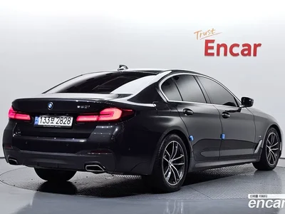 2023 BMW 5-Series 520i M Sport, фото 2, лот 10201712