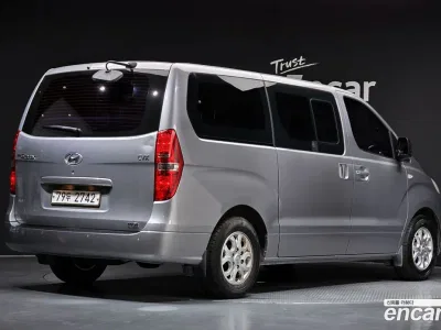 2014 Hyundai Starex 12-Seater Wagon, фото 1, лот 10191874