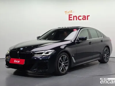 2021 BMW 5-Series 520i M Sport, фото 1, лот 10061797
