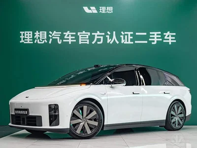 2025 Li Auto i6 4WD Base Model, фото 1, лот 10887002
