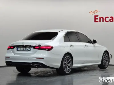2023 Mercedes-Benz E-Class E220d 4MATIC AMG Line, фото 1, лот 10049941