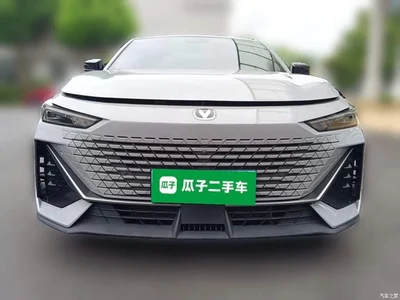 2022 Changan UNI-V 1.5T Premium Model, фото 3, лот 10388511
