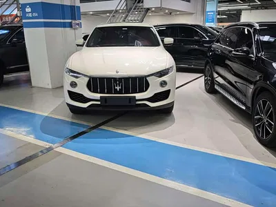 2018 Maserati Levante 3.0T Classic Edition, фото 2, лот 10338328