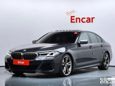 2022 BMW 5-Series M550i xDrive, фото 4, лот 10203805