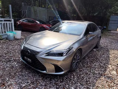 2025 Lexus ES 300h Ultimate Edition, фото 1, лот 11135713