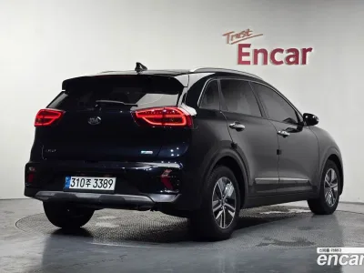 2021 Kia Niro 1.6 HEV, фото 2, лот 10077754
