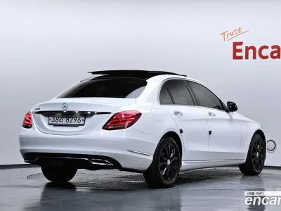 2015 Mercedes-Benz C-Class C200 Avantgarde, фото 1, лот 10043164