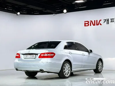 2010 Mercedes-Benz E-Class E300 Elegance, фото 2, лот 10222478