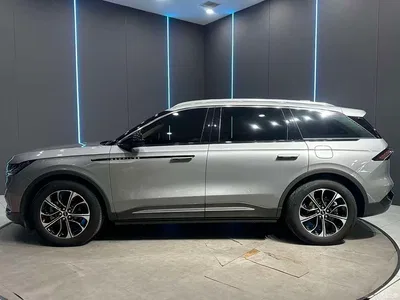 2023 Lincoln Nautilus 2.0T 4WD Prestige Edition, фото 4, лот 10318303