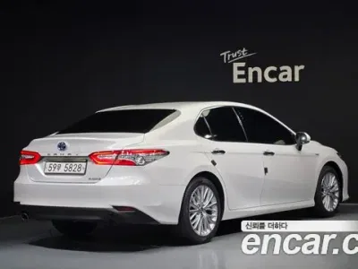 2019 Toyota Camry 2.5 XLE Hybrid, фото 2, лот 10034186