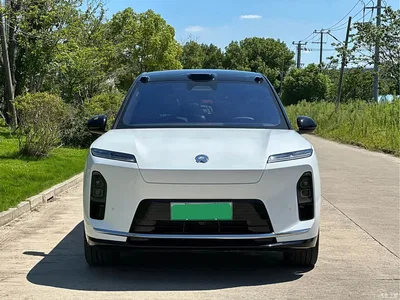 2025 NIO ES8 Model 6-Seat Executive Luxury Edition, фото 2, лот 10393779