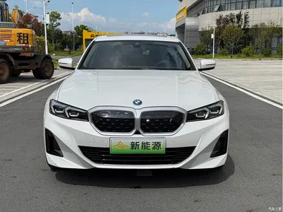 2024 BMW i3 eDrive 35 L, фото 2, лот 10472796