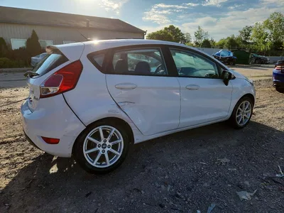 2015 FORD FIESTA SE, фото 3, лот 10552029