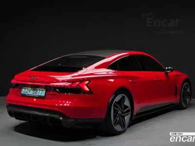 2022 Audi RS e-tron GT GT RS, фото 2, лот 10093373