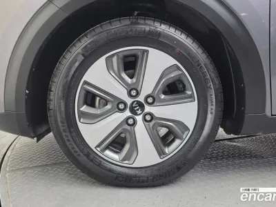 2018 Kia Niro Noblesse, фото 4, лот 10076657