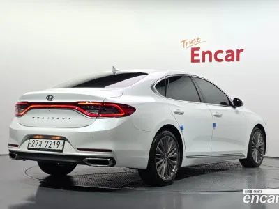 2018 Hyundai Grandeur 2.4 Premium, фото 2, лот 11141293