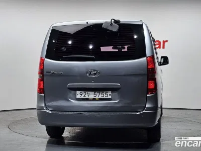 2016 Hyundai Starex 5-Seater VAN, фото 4, лот 10160752