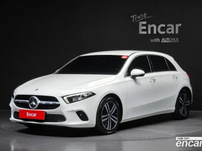 2021 Mercedes-Benz A-Class A220 Hatchback, фото 1, лот 10201414