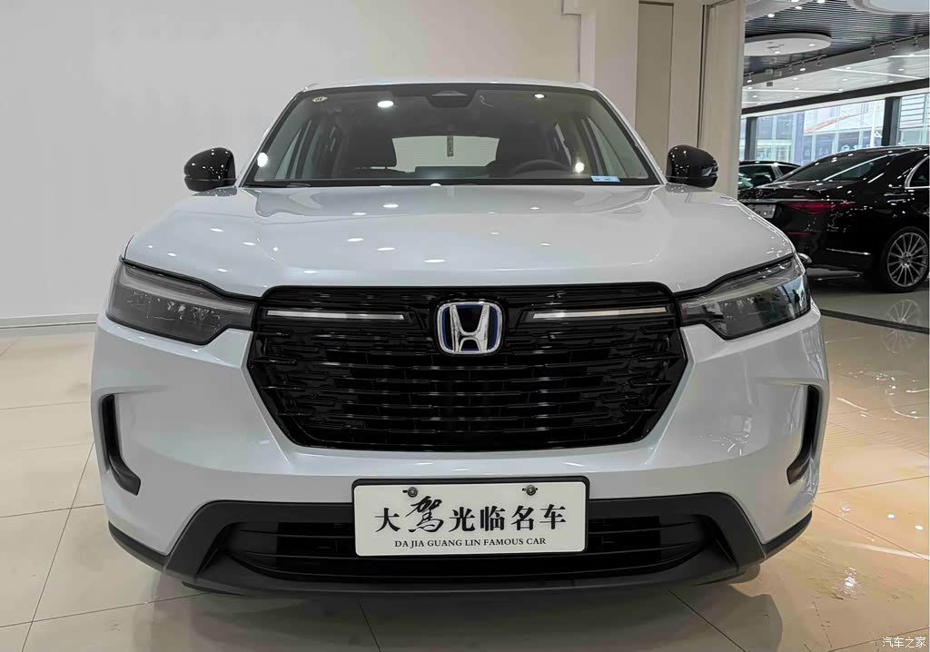 2023 Honda HR-V 2.0L e:HEV Dynamic Smart Edition, фото 2, лот 10444819