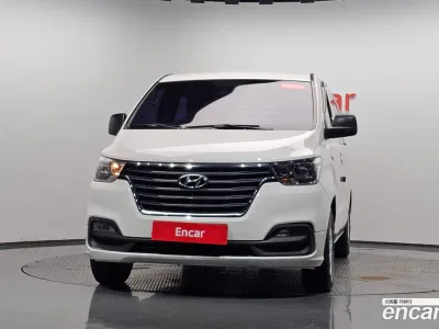2019 Hyundai Starex Van 5-Seater, фото 2, лот 10231421