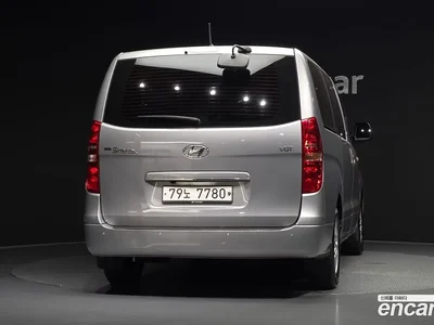 2017 Hyundai Starex 12-Seater Wagon, фото 4, лот 10183037