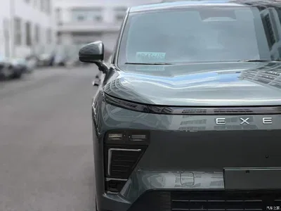 2025 Zhijie Luxeed R7 Extended Range 251km Max, фото 4, лот 10821953