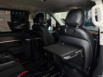 2022 Mercedes-Benz V-Class V 260 Pilot Edition, фото 4, лот 10258247