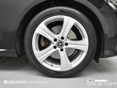2018 Mercedes-Benz E-Class E200 Avantgarde, фото 4, лот 10070841
