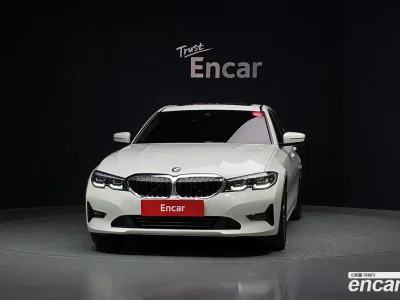2021 BMW 3-Series 320i, фото 2, лот 10040580
