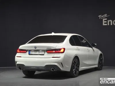 2022 BMW 3-Series 320i M Sport, фото 1, лот 10051115