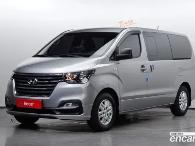 2021 Hyundai Starex Van 5-Seater, фото 1, лот 10210730