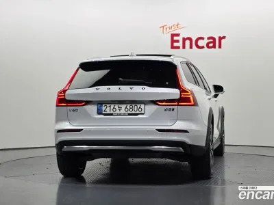 2023 Volvo V60 B5 Ultimate AWD, фото 4, лот 10115754