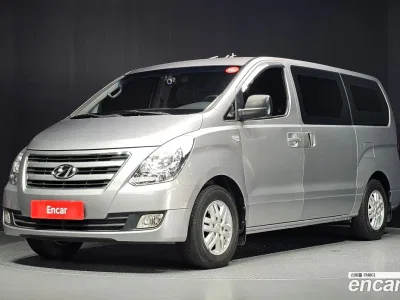 2017 Hyundai Starex 3-Seater VAN, фото 1, лот 10379305