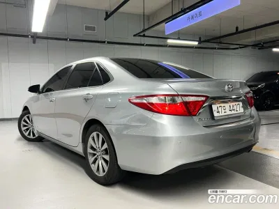 2015 Toyota Camry 2.5 XLE, фото 2, лот 11327296