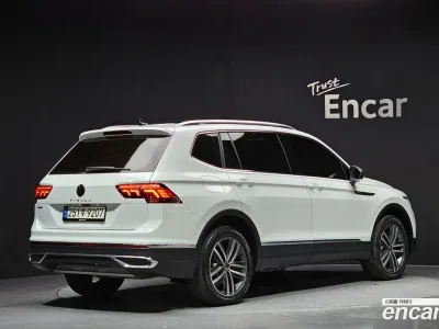 2023 Volkswagen Tiguan 2.0 TSI Prestige, фото 2, лот 10130585