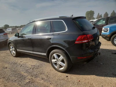 2014 VOLKSWAGEN TOUAREG V6, фото 2, лот 10658885