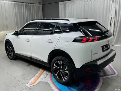 2022 Peugeot 2008, фото 4, лот 10244223