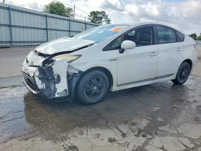 2012 TOYOTA PRIUS TWO, фото 1, лот 10552470