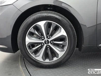 2022 Kia K8 Noblesse, фото 4, лот 10059870
