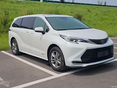 2023 Toyota Sienna 2.5L Hybrid Comfort Edition, фото 3, лот 10324226