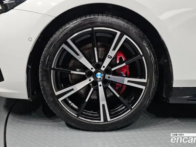 2025 BMW 5-Series 530i xDrive M Sport Pro Special Edition, фото 4, лот 10056817