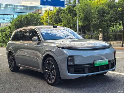 2025 Li Auto Li Xiang L9 Pro Smart Renewal Edition, фото 2, лот 10825166