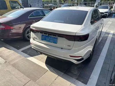 2025 Geely Emgrand 4th Gen 1.5L CVT Premium, фото 3, лот 10632381