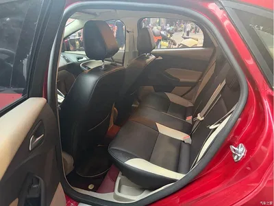2012 Ford Focus Sedan 1.6L Automatic Comfort, фото 4, лот 10693987